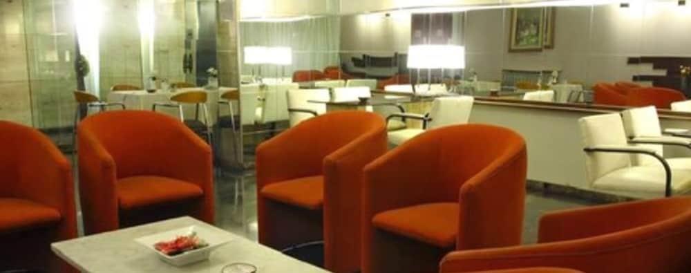 Crillon Hotel 3*